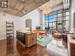 534 - 43 HANNA AVENUE  Toronto, ON M6K 1X6