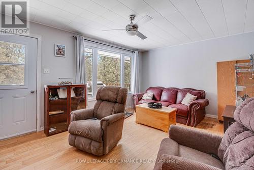 2375 County Rd 17 Road, Champlain, ON - Indoor Photo Showing Living Room