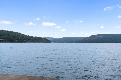 338 Walkers Hook Rd, Salt Spring, BC 