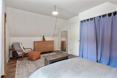 338 Walkers Hook Rd, Salt Spring, BC 