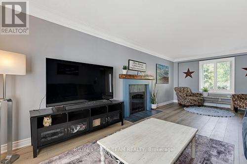 3 Roberta Crescent, Ottawa, ON - Indoor Photo Showing Living Room With Fireplace