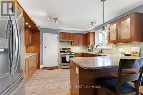 3 Roberta Crescent, Ottawa, ON - Indoor Photo Showing Kitchen