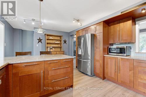 3 Roberta Crescent, Ottawa, ON - Indoor Photo Showing Kitchen