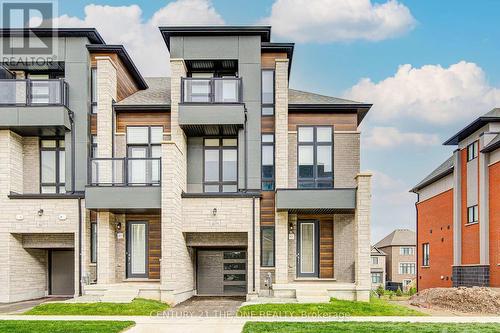 3075 PERKINS WAY  Oakville, ON L6H 7G1