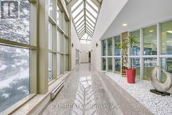 901 - 350 RATHBURN DRIVE W  Mississauga, ON L5B 3Y2