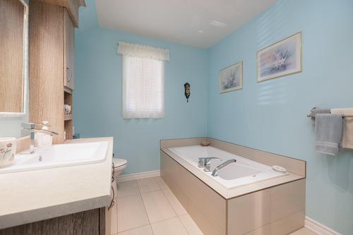 Salle de bains - 3-980 Ch. Du Fleuve, Les Cèdres, QC - Indoor Photo Showing Bathroom