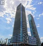 806 - 950 PORTAGE PARKWAY  Vaughan, ON L4K 0J7