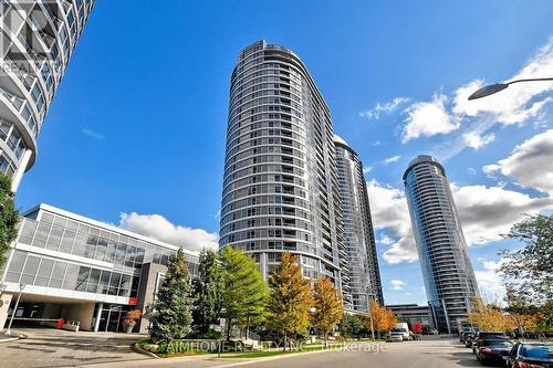 506 - 151 VILLAGE GREEN SQUARE  Toronto, ON M1S 0K5