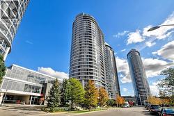506 - 151 VILLAGE GREEN SQUARE  Toronto, ON M1S 0K5