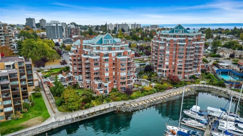 105-636 Montreal St  Victoria, BC V8V 4Y1