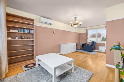 Salle familiale - 1785 Crois. Toscanini, Brossard, QC - Indoor