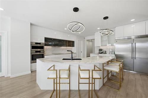 29 Discovery Cove, Headingley, MB 