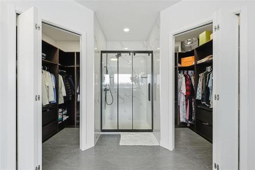 29 Discovery Cove, Headingley, MB 