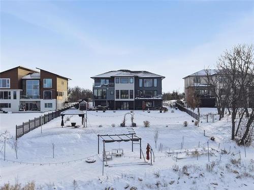 29 Discovery Cove, Headingley, MB 