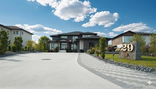 29 Discovery Cove, Headingley, MB 