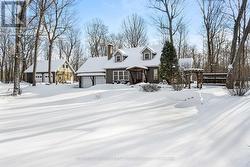 Surrounded by beauty & tranquility, inside & out - 