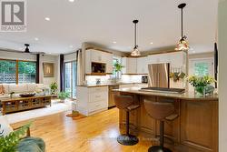 Gourmet 2022 kitchen designed with style - 