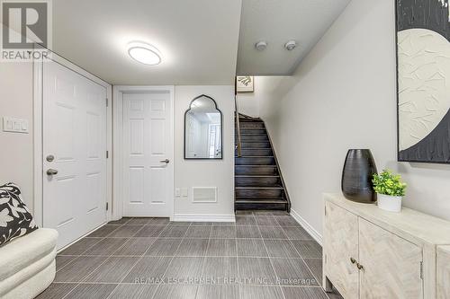 74 - 2435 Greenwich Drive, Oakville, ON - Indoor Photo Showing Other Room