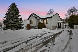 1453  - 1455 Av. Louise  Mascouche, QC J7L 4B6