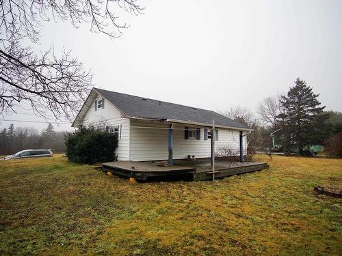 9 Goodick Road, Lower Sandy Point, NS 