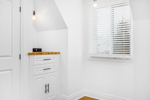 Boudoir - 488 Boul. Samson, Laval (Sainte-Dorothée), QC - Indoor Photo Showing Other Room