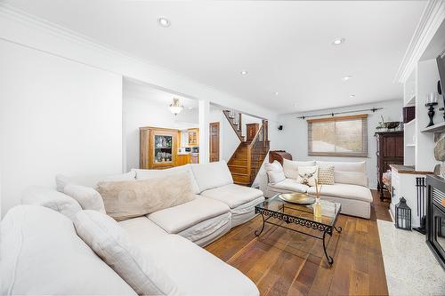 Salon - 488 Boul. Samson, Laval (Sainte-Dorothée), QC - Indoor Photo Showing Living Room