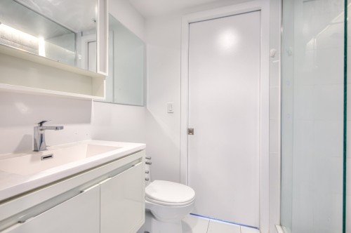 Salle de bains attenante à la CCP - 1706-1288 Av. Des Canadiens-De-Montréal, Montréal (Ville-Marie), QC - Indoor Photo Showing Bathroom