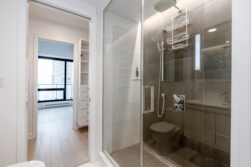 Bathroom - 2811-1288 Av. Des Canadiens-De-Montréal, Montréal (Ville-Marie), QC - Indoor Photo Showing Bathroom