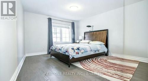 77 Leitchcroft Crescent E, Markham, ON - Indoor Photo Showing Bedroom