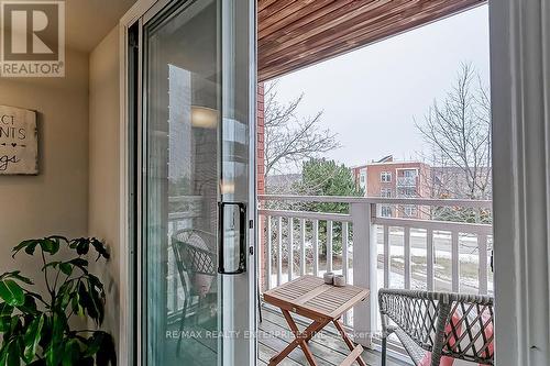 2386 Munns Avenue E, Oakville, ON -  With Exterior