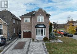 62 ANTELOPE DRIVE  Toronto, ON M1B 6K5