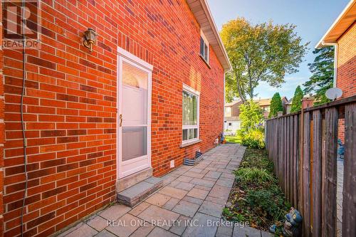 72 Highgate Drive, Markham, ON - Outdoor With Exterior
