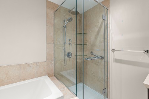 Salle de bains - 609-3855 Boul. De Chenonceau, Laval (Chomedey), QC - Indoor Photo Showing Bathroom