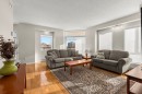 Salon - 609-3855 Boul. De Chenonceau, Laval (Chomedey), QC  - Indoor Photo Showing Living Room 