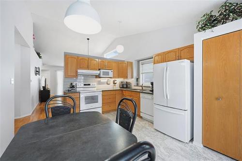 11 Parisien Pl, Winnipeg, MB 