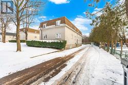 6 - 2320 HIXON STREET  Oakville, ON L6L 1T7