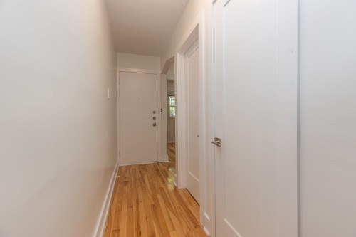 Hall d'entrée/Vestibule - 10270 Av. Du Sacré-Coeur, Montréal (Ahuntsic-Cartierville), QC - Indoor Photo Showing Other Room