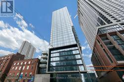 3204 - 11 CHARLOTTE STREET  Toronto, ON M5V 0M6