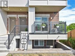 12 CORNER UNIT - 490 BERESFORD PATH  Oshawa, ON L1H 0B2
