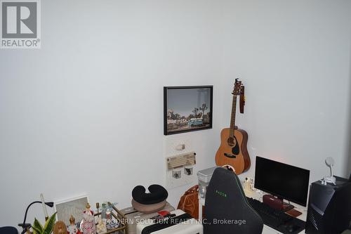 Over Size Den - 103 - 1606 Charles Street, Whitby, ON - Indoor Photo Showing Office