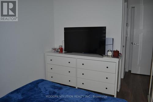 Great Size Bedroom with Private bathroom - 103 - 1606 Charles Street, Whitby, ON - Indoor Photo Showing Bedroom