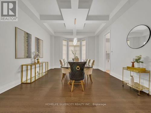 2 Endless Circle, Vaughan, ON - Indoor Photo Showing Dining Room