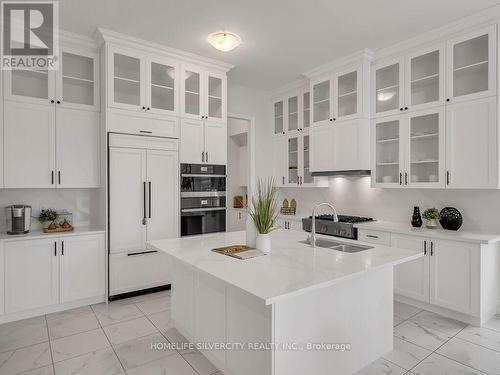 2 Endless Circle, Vaughan, ON - Indoor Photo Showing Kitchen With Double Sink With Upgraded Kitchen