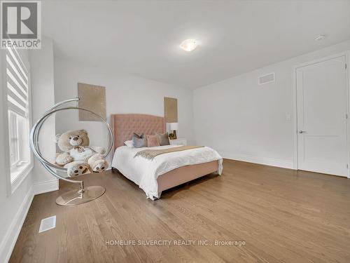 2 Endless Circle, Vaughan, ON - Indoor Photo Showing Bedroom