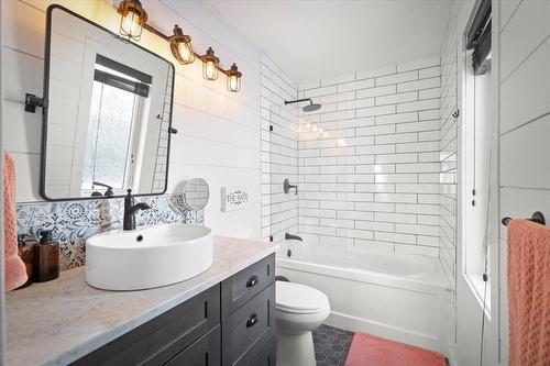 52 Rutledge Crescent, Winnipeg, MB - Indoor Photo Showing Bathroom