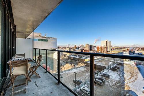 1003-311 Hargrave St, Winnipeg, MB 