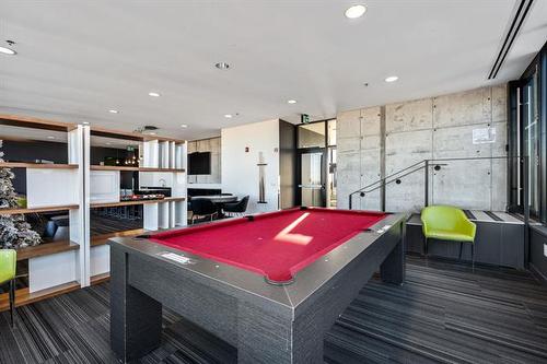 1003-311 Hargrave St, Winnipeg, MB 