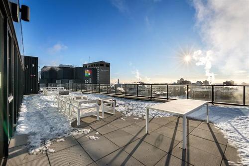 1003-311 Hargrave St, Winnipeg, MB 