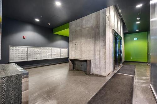 1003-311 Hargrave St, Winnipeg, MB 