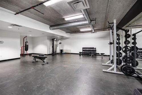 1003-311 Hargrave St, Winnipeg, MB 